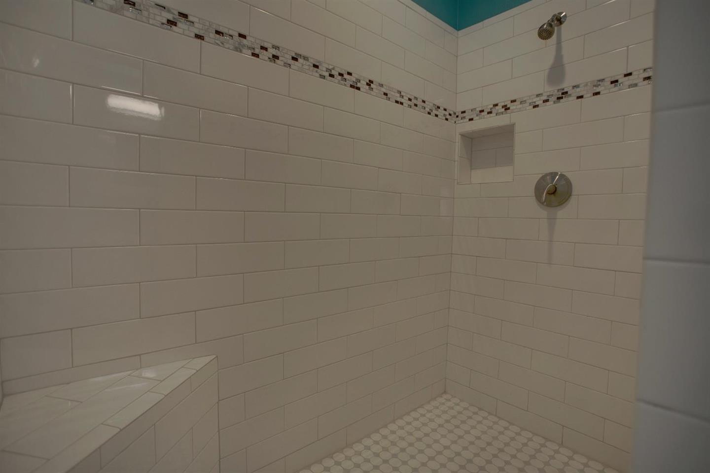 Detail Gallery Image 13 of 33 For 3012 4th Ave, Sacramento,  CA 95817 - – Beds | – Baths