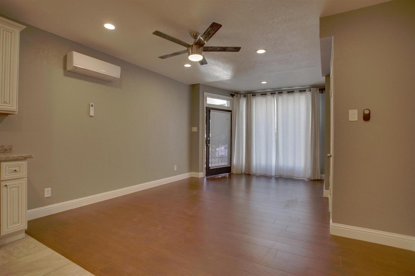 Detail Gallery Image 21 of 33 For 3012 4th Ave, Sacramento,  CA 95817 - – Beds | – Baths