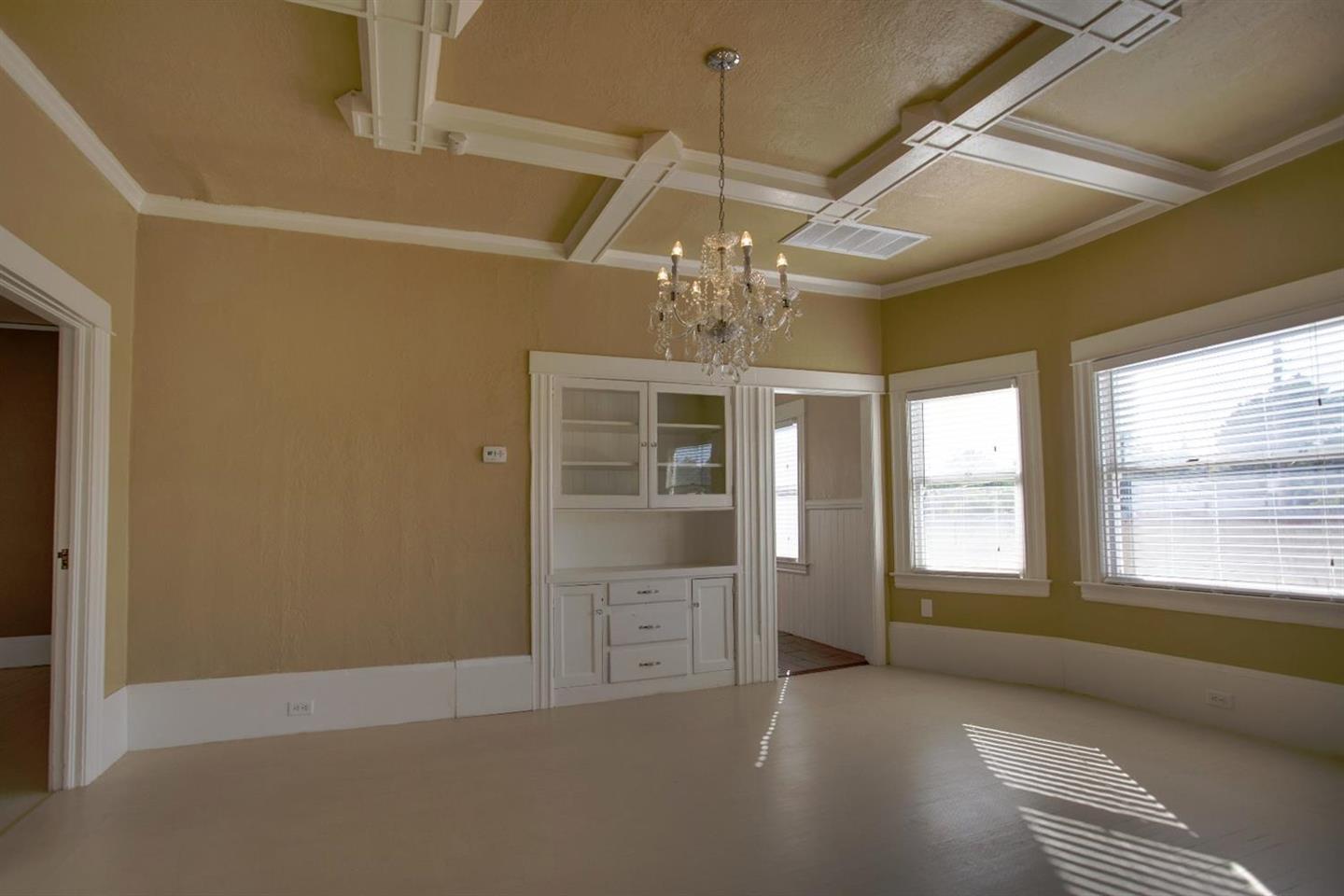 Detail Gallery Image 24 of 33 For 3012 4th Ave, Sacramento,  CA 95817 - – Beds | – Baths