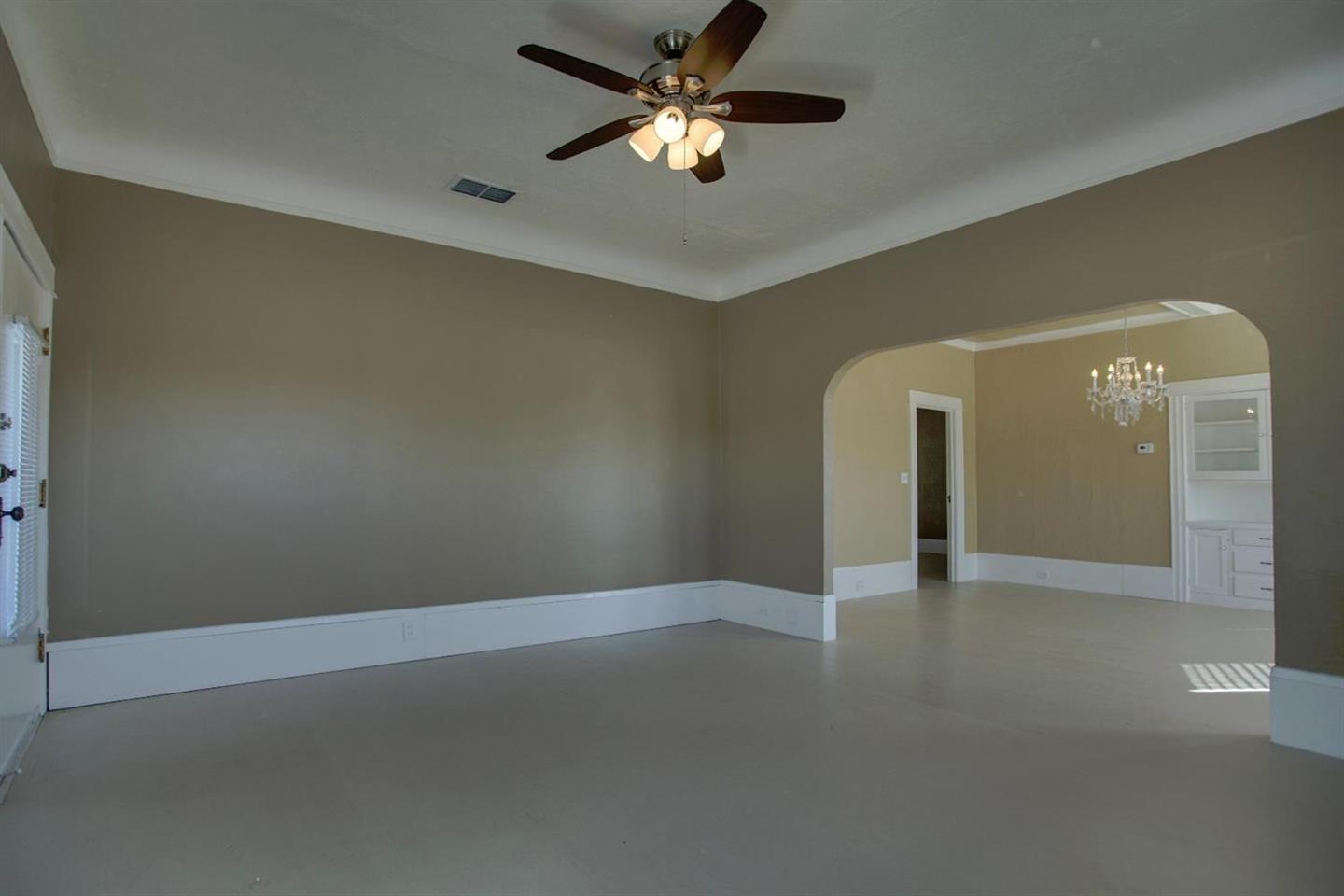 Detail Gallery Image 26 of 33 For 3012 4th Ave, Sacramento,  CA 95817 - – Beds | – Baths