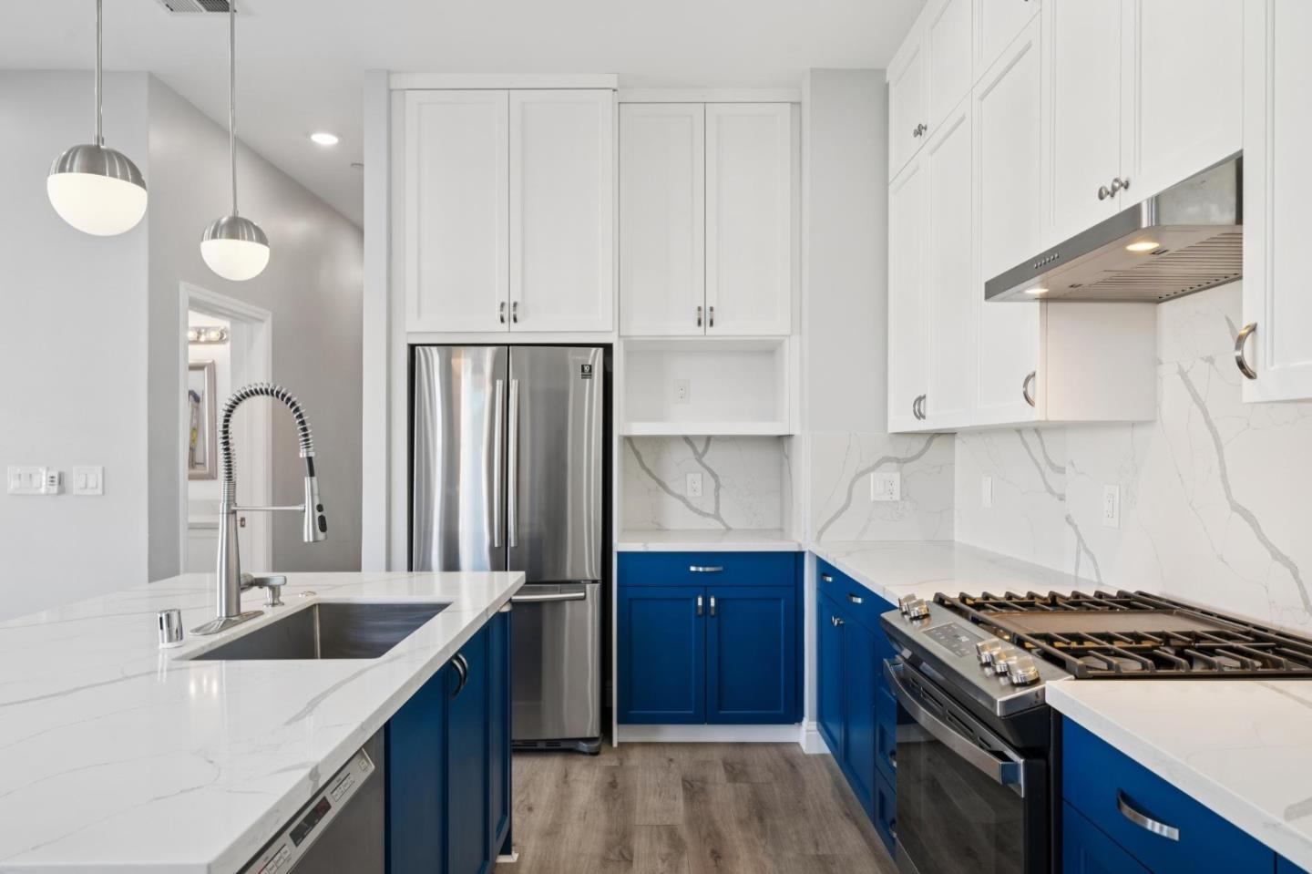 Detail Gallery Image 16 of 41 For 3002 26th St, San Francisco,  CA 94110 - 3 Beds | 2 Baths