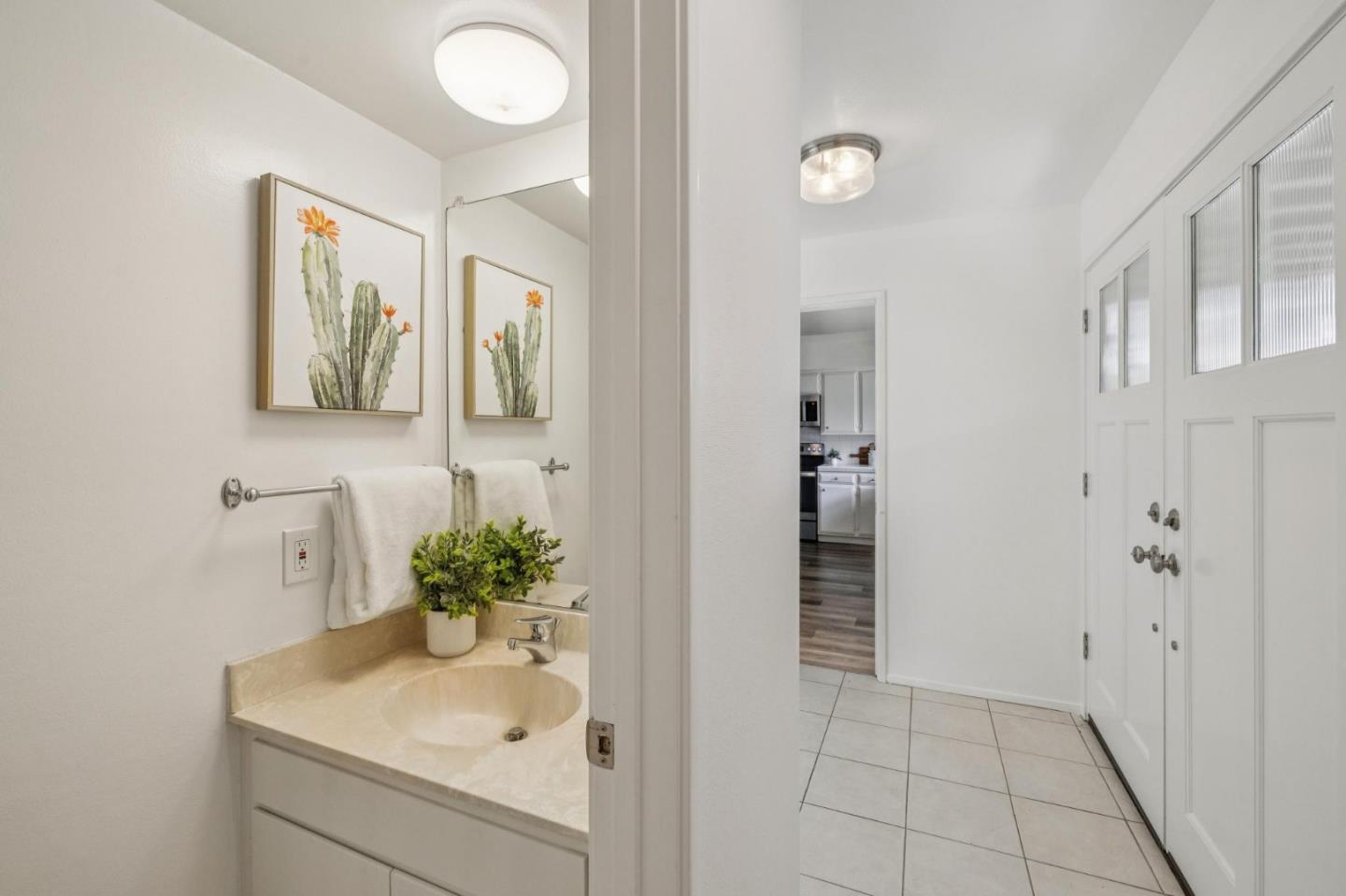 Detail Gallery Image 29 of 51 For 64 Los Altos Sq, Los Altos,  CA 94022 - 2 Beds | 2/1 Baths