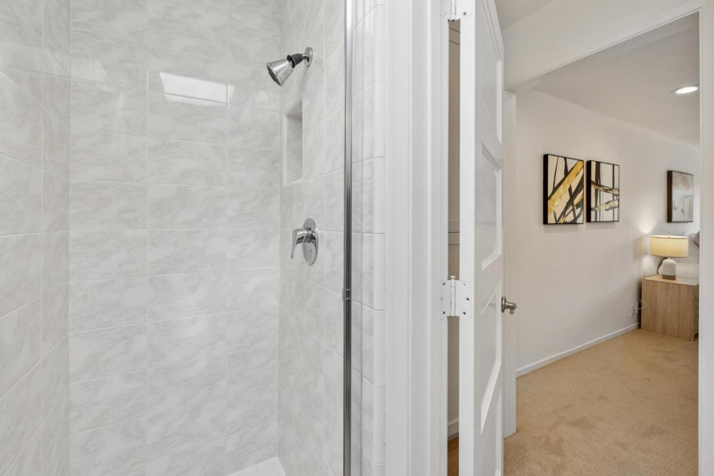 Detail Gallery Image 34 of 51 For 64 Los Altos Sq, Los Altos,  CA 94022 - 2 Beds | 2/1 Baths