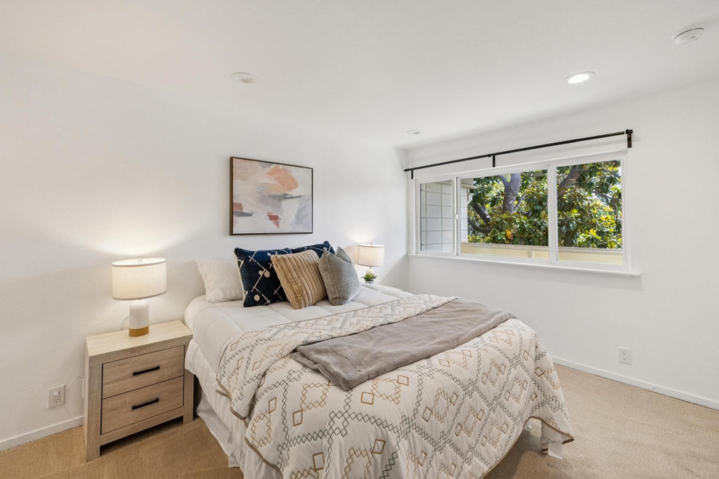 Detail Gallery Image 38 of 51 For 64 Los Altos Sq, Los Altos,  CA 94022 - 2 Beds | 2/1 Baths