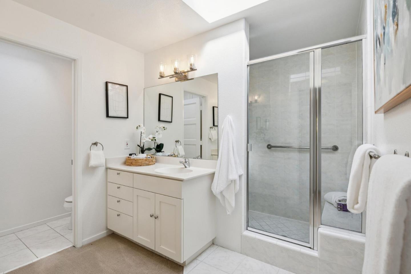 Detail Gallery Image 46 of 51 For 64 Los Altos Sq, Los Altos,  CA 94022 - 2 Beds | 2/1 Baths