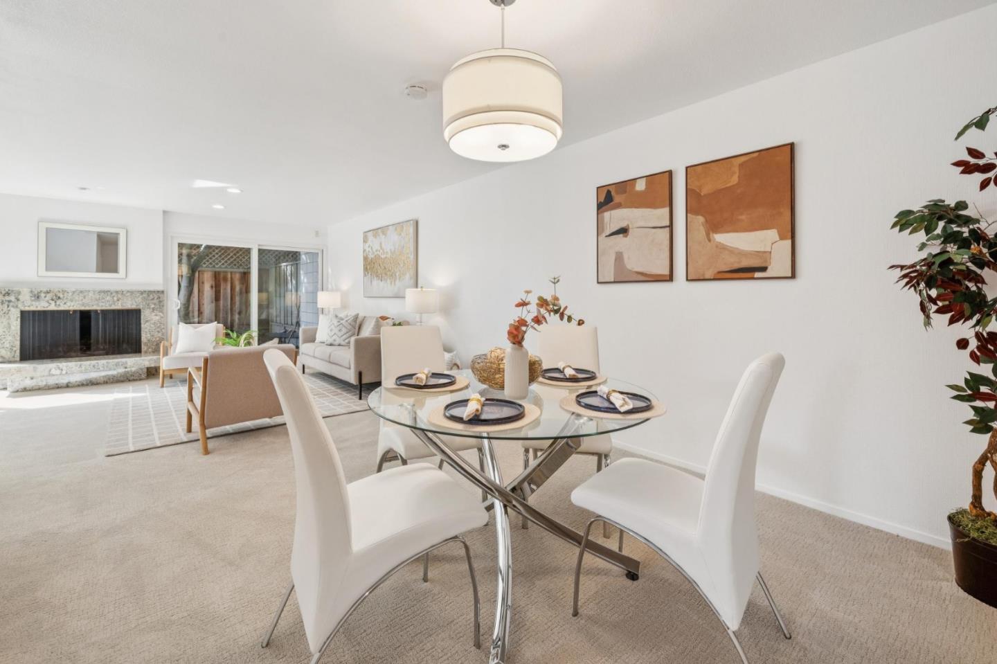 Detail Gallery Image 7 of 51 For 64 Los Altos Sq, Los Altos,  CA 94022 - 2 Beds | 2/1 Baths