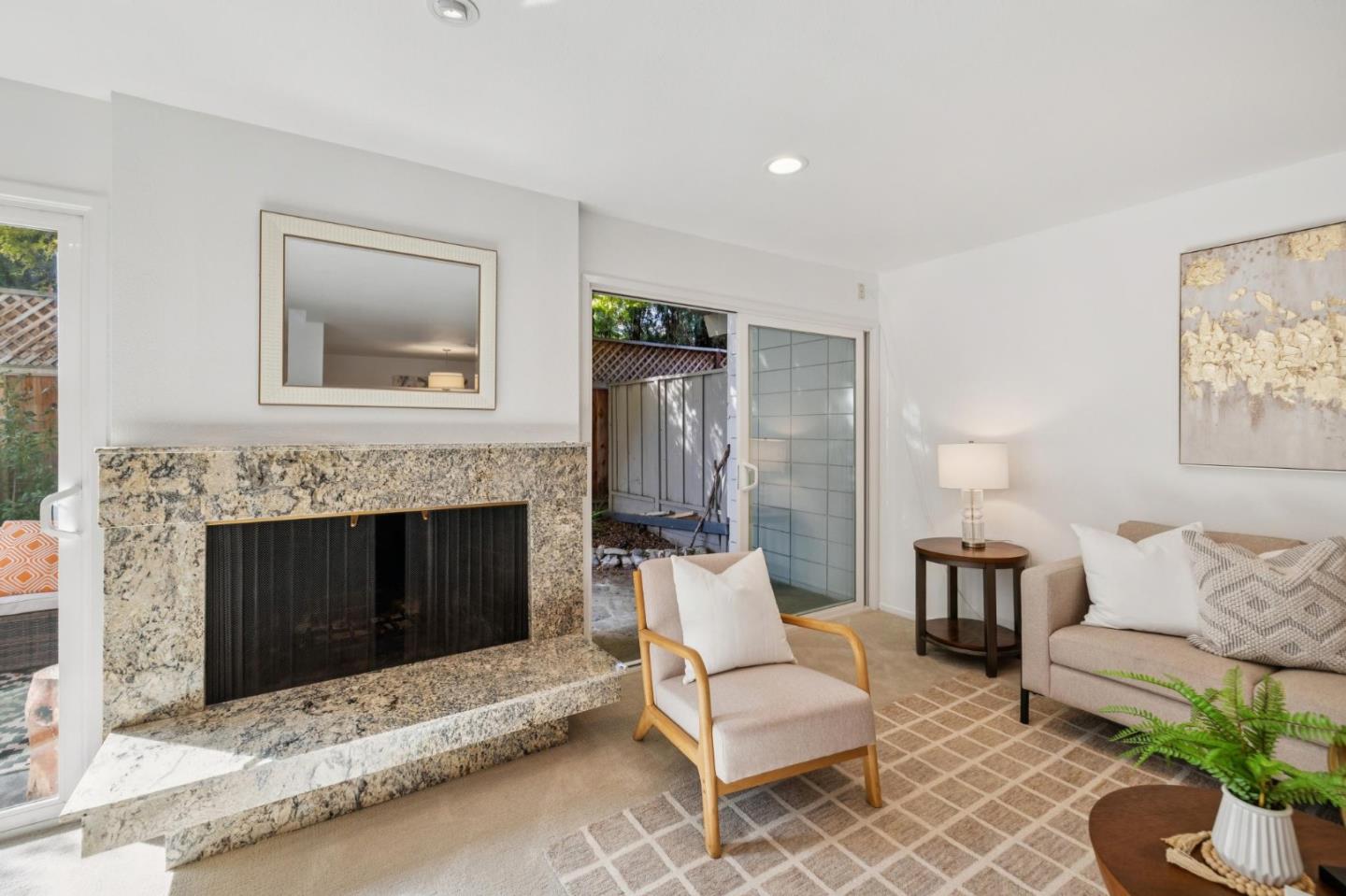 Detail Gallery Image 9 of 51 For 64 Los Altos Sq, Los Altos,  CA 94022 - 2 Beds | 2/1 Baths