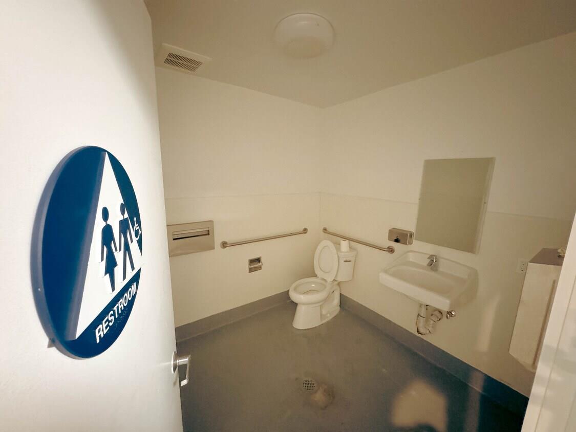 Detail Gallery Image 5 of 14 For 937-941 Geary St, San Francisco,  CA 94109 - – Beds | – Baths