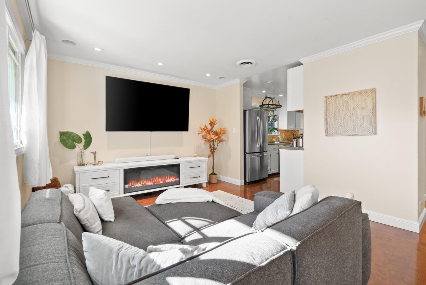 Detail Gallery Image 18 of 76 For 600 Pennsylvania Ave #21,  Los Gatos,  CA 95030 - 1 Beds | 1/1 Baths