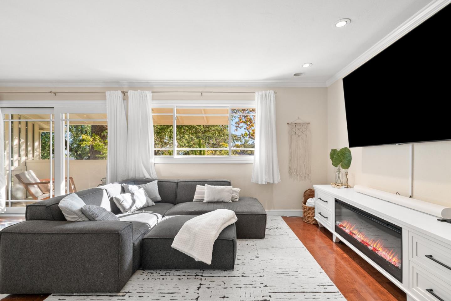 Detail Gallery Image 19 of 76 For 600 Pennsylvania Ave #21,  Los Gatos,  CA 95030 - 1 Beds | 1/1 Baths