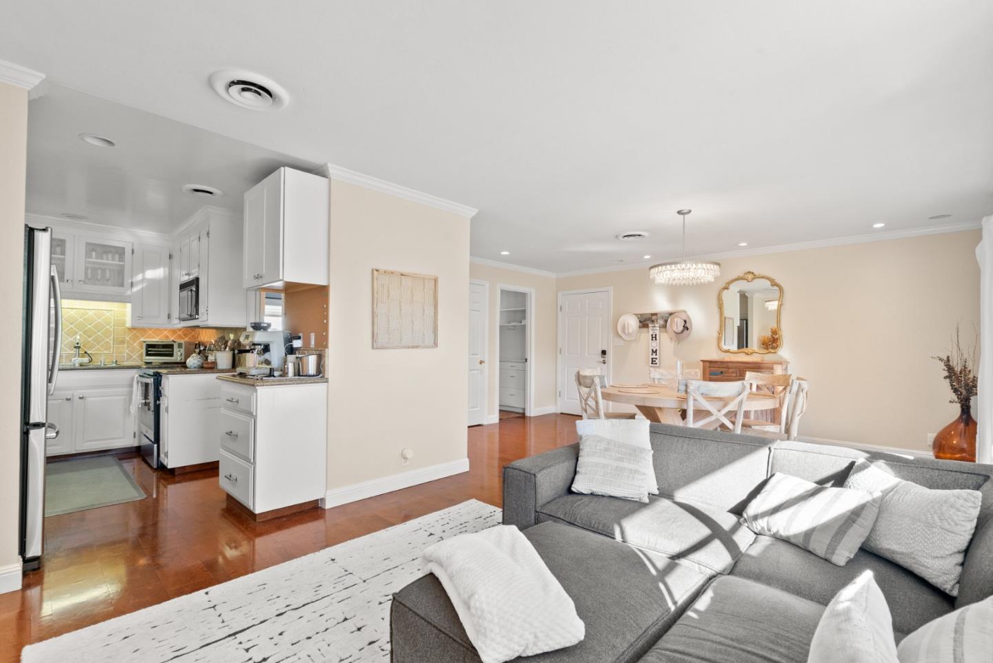 Detail Gallery Image 21 of 76 For 600 Pennsylvania Ave #21,  Los Gatos,  CA 95030 - 1 Beds | 1/1 Baths