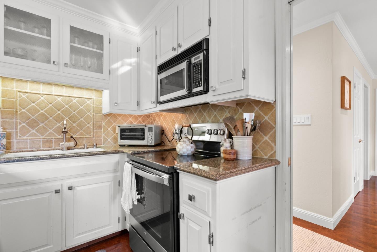 Detail Gallery Image 23 of 76 For 600 Pennsylvania Ave #21,  Los Gatos,  CA 95030 - 1 Beds | 1/1 Baths