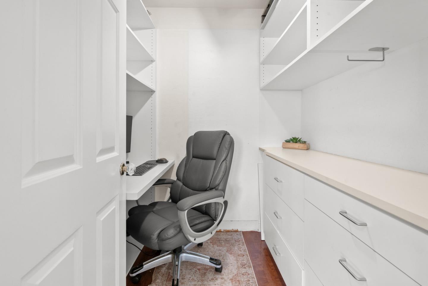 Detail Gallery Image 39 of 76 For 600 Pennsylvania Ave #21,  Los Gatos,  CA 95030 - 1 Beds | 1/1 Baths