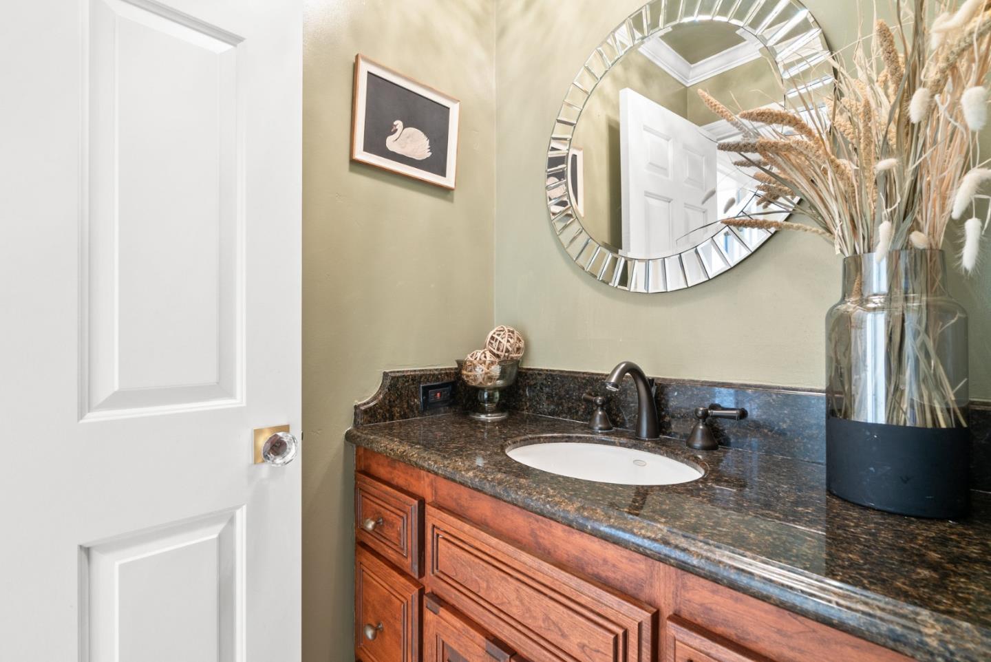 Detail Gallery Image 41 of 76 For 600 Pennsylvania Ave #21,  Los Gatos,  CA 95030 - 1 Beds | 1/1 Baths