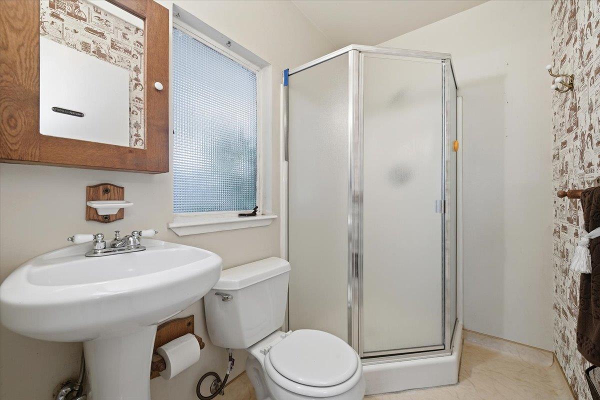 Detail Gallery Image 17 of 34 For 20510 Brookwood Ln, Saratoga,  CA 95070 - 2 Beds | 2 Baths