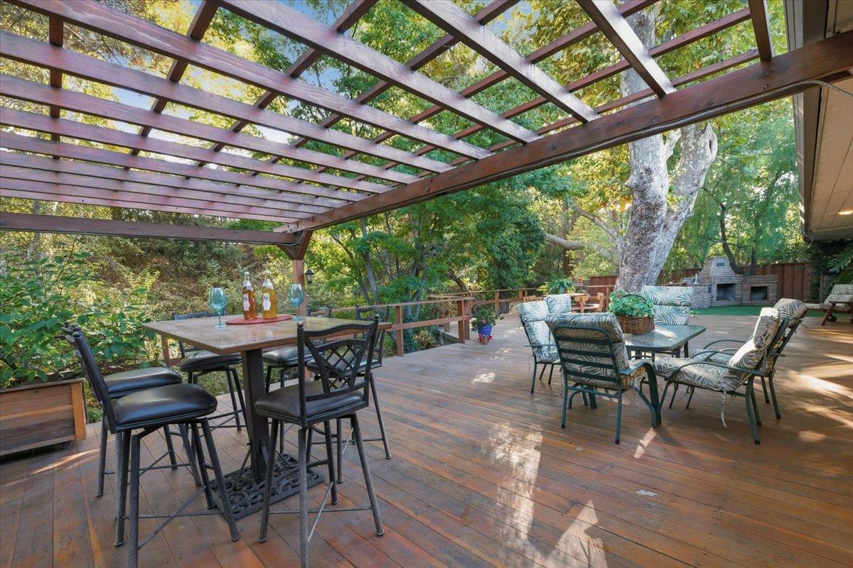 Detail Gallery Image 29 of 34 For 20510 Brookwood Ln, Saratoga,  CA 95070 - 2 Beds | 2 Baths