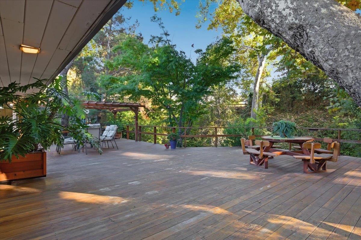 Detail Gallery Image 32 of 34 For 20510 Brookwood Ln, Saratoga,  CA 95070 - 2 Beds | 2 Baths