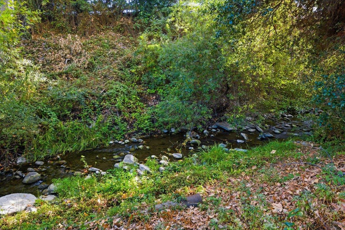 Detail Gallery Image 33 of 34 For 20510 Brookwood Ln, Saratoga,  CA 95070 - 2 Beds | 2 Baths