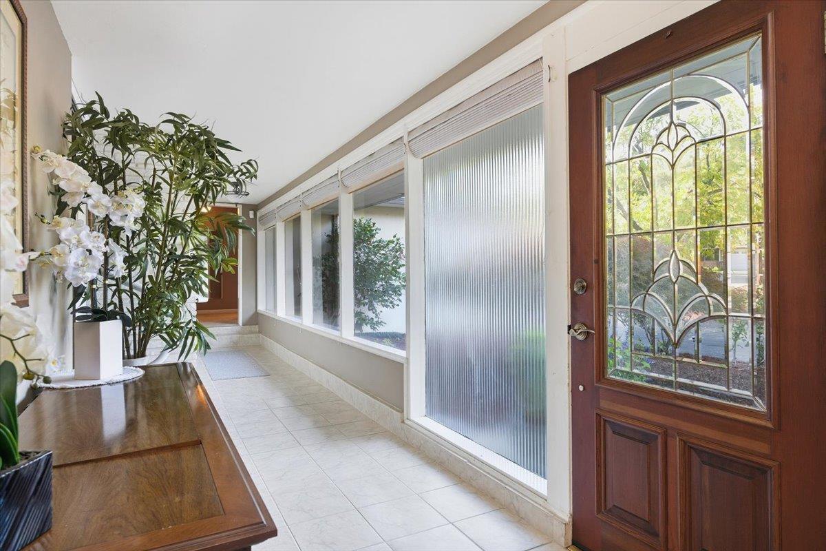 Detail Gallery Image 6 of 34 For 20510 Brookwood Ln, Saratoga,  CA 95070 - 2 Beds | 2 Baths