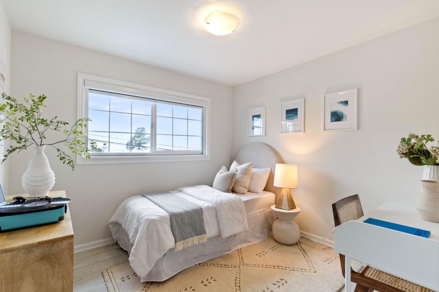 Detail Gallery Image 16 of 31 For 1075 Crespi Dr, Pacifica,  CA 94044 - 3 Beds | 2 Baths