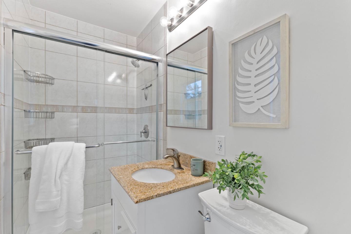 Detail Gallery Image 20 of 31 For 1075 Crespi Dr, Pacifica,  CA 94044 - 3 Beds | 2 Baths