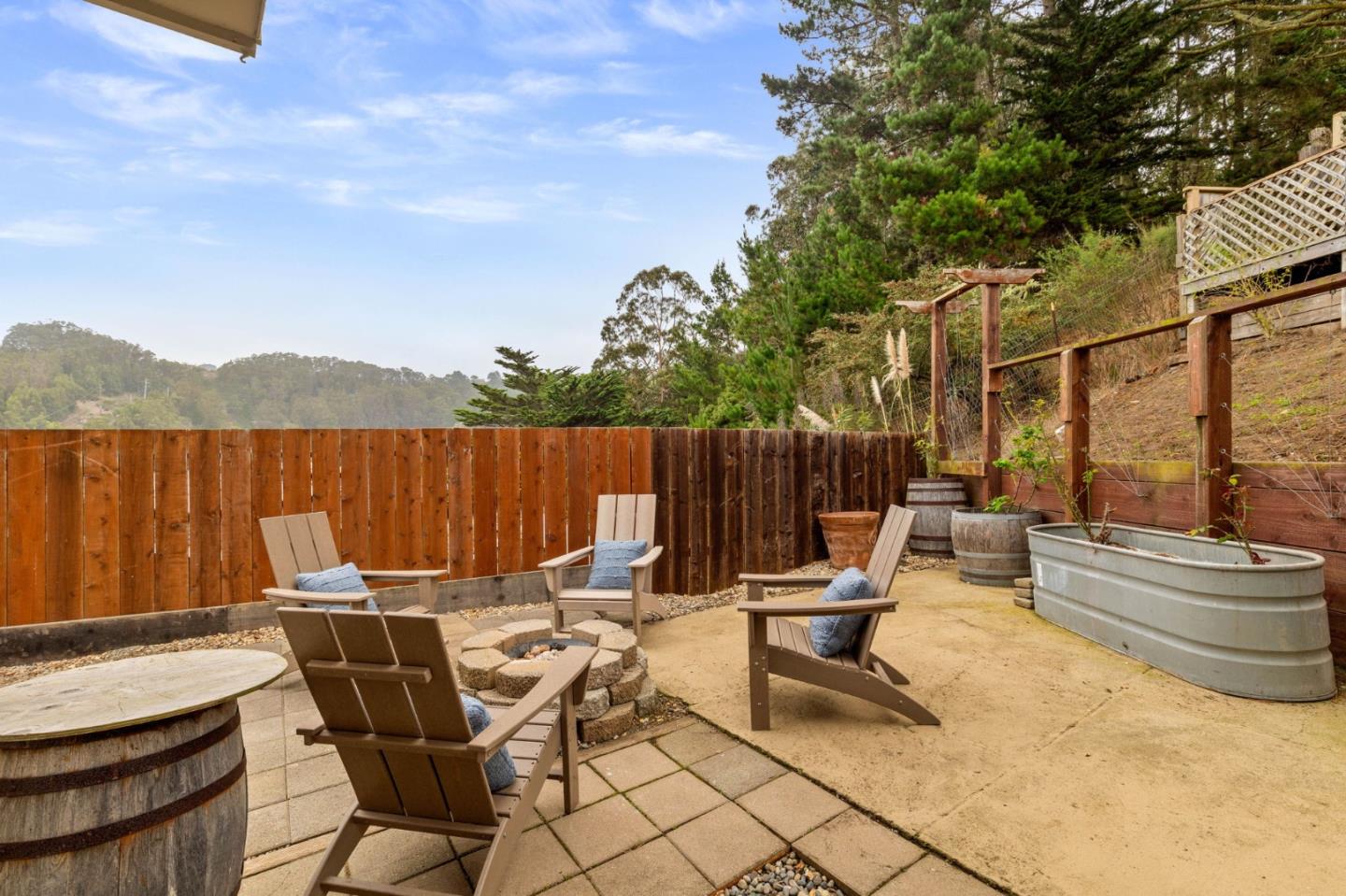 Detail Gallery Image 26 of 31 For 1075 Crespi Dr, Pacifica,  CA 94044 - 3 Beds | 2 Baths