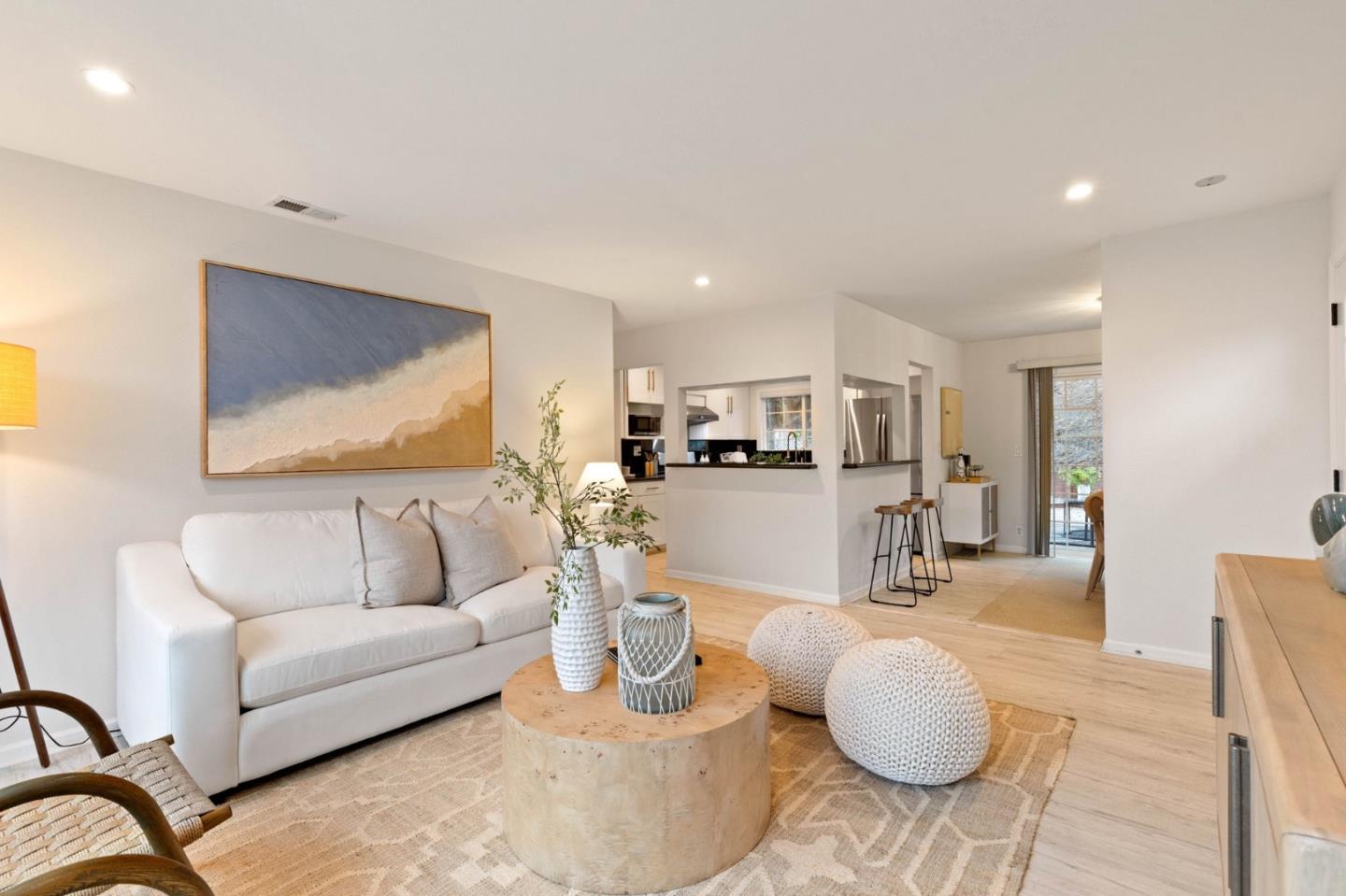 Detail Gallery Image 7 of 31 For 1075 Crespi Dr, Pacifica,  CA 94044 - 3 Beds | 2 Baths