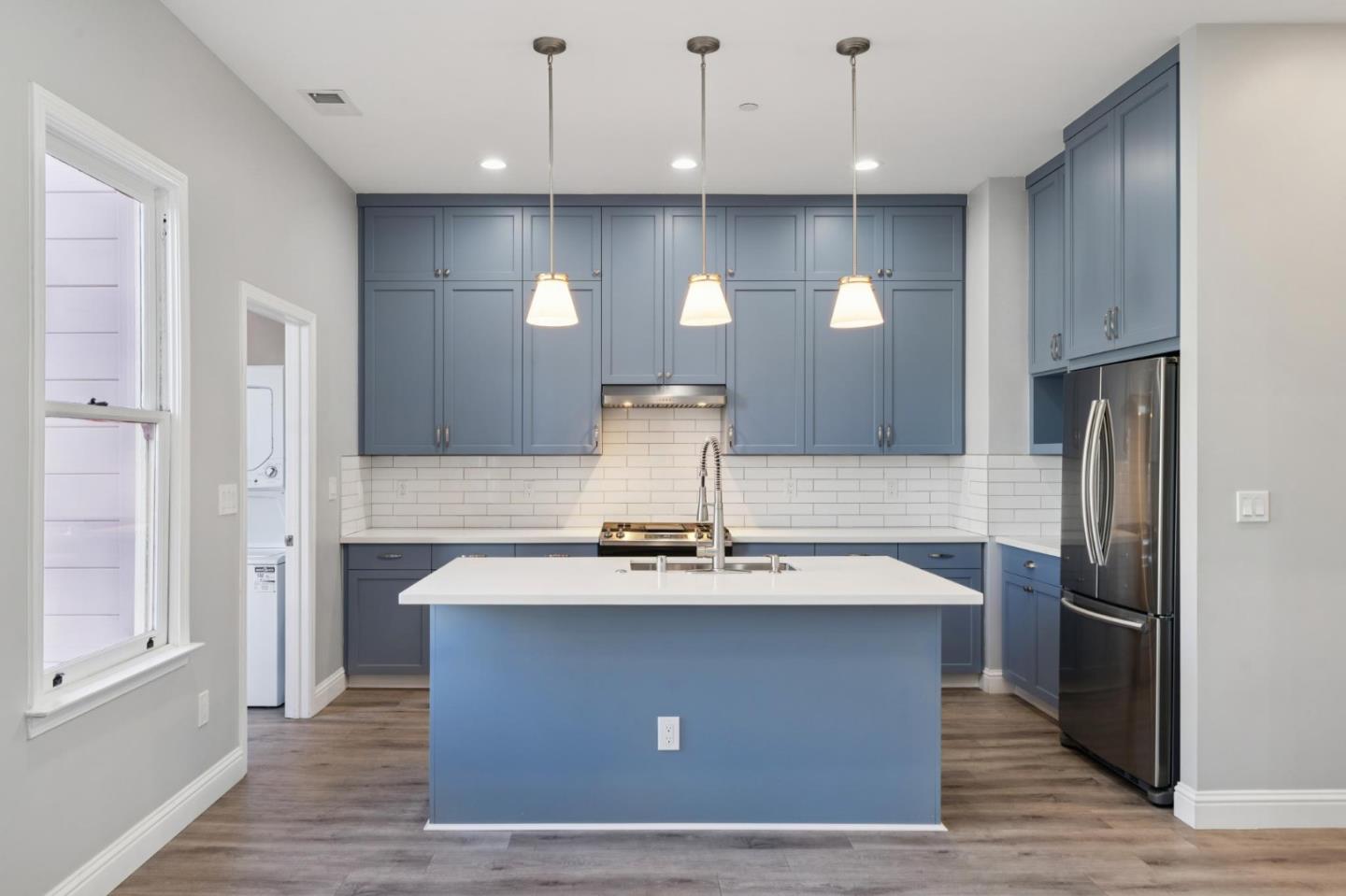 Detail Gallery Image 11 of 117 For 3000-3006 26th St, San Francisco,  CA 94110 - – Beds | – Baths