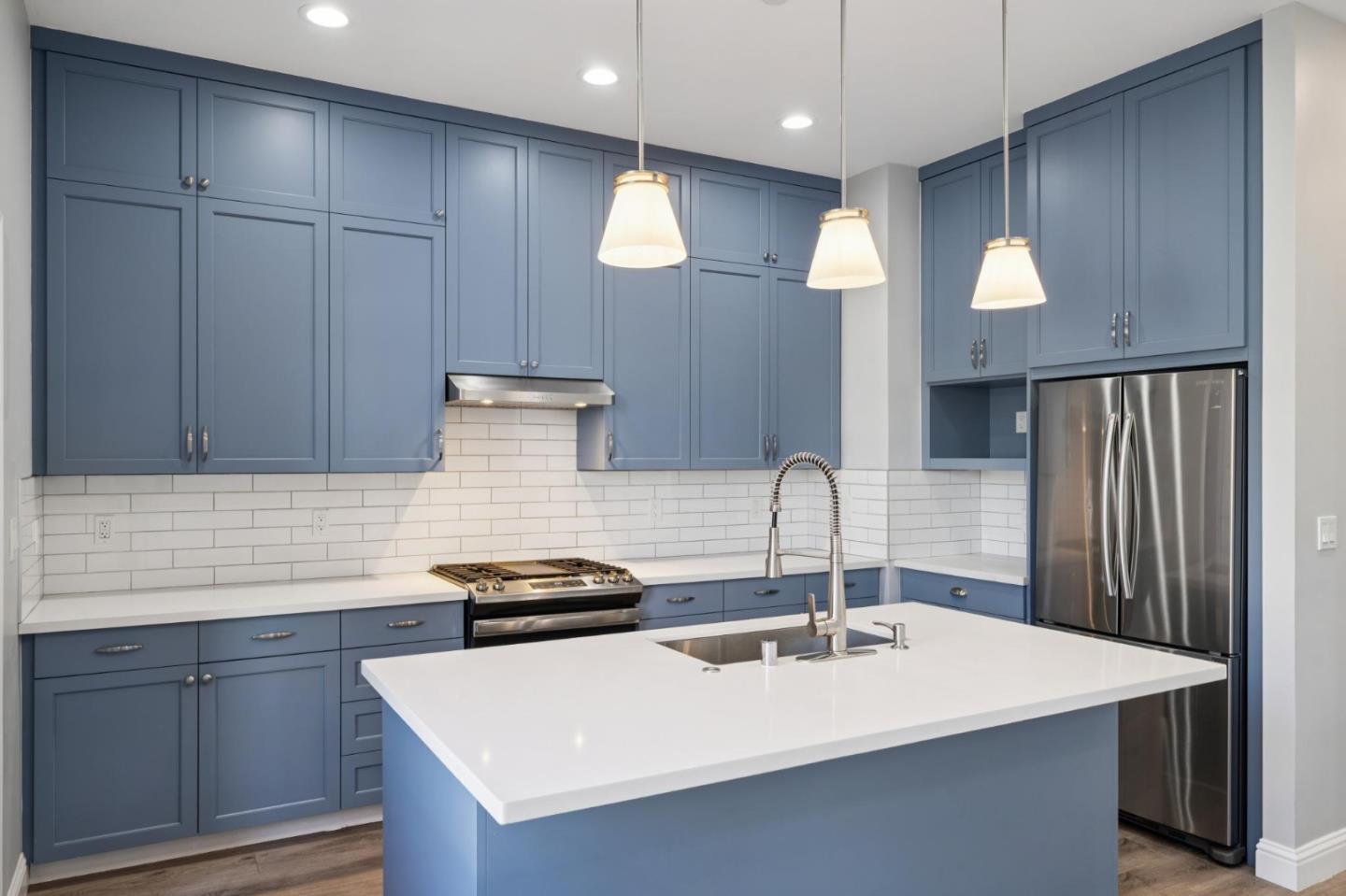 Detail Gallery Image 12 of 117 For 3000-3006 26th St, San Francisco,  CA 94110 - – Beds | – Baths