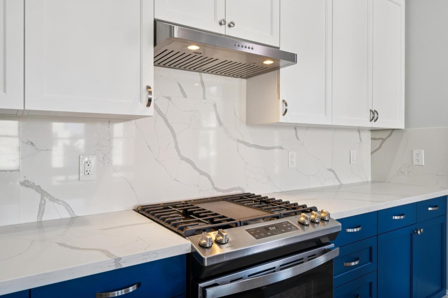 Detail Gallery Image 51 of 117 For 3000-3006 26th St, San Francisco,  CA 94110 - – Beds | – Baths