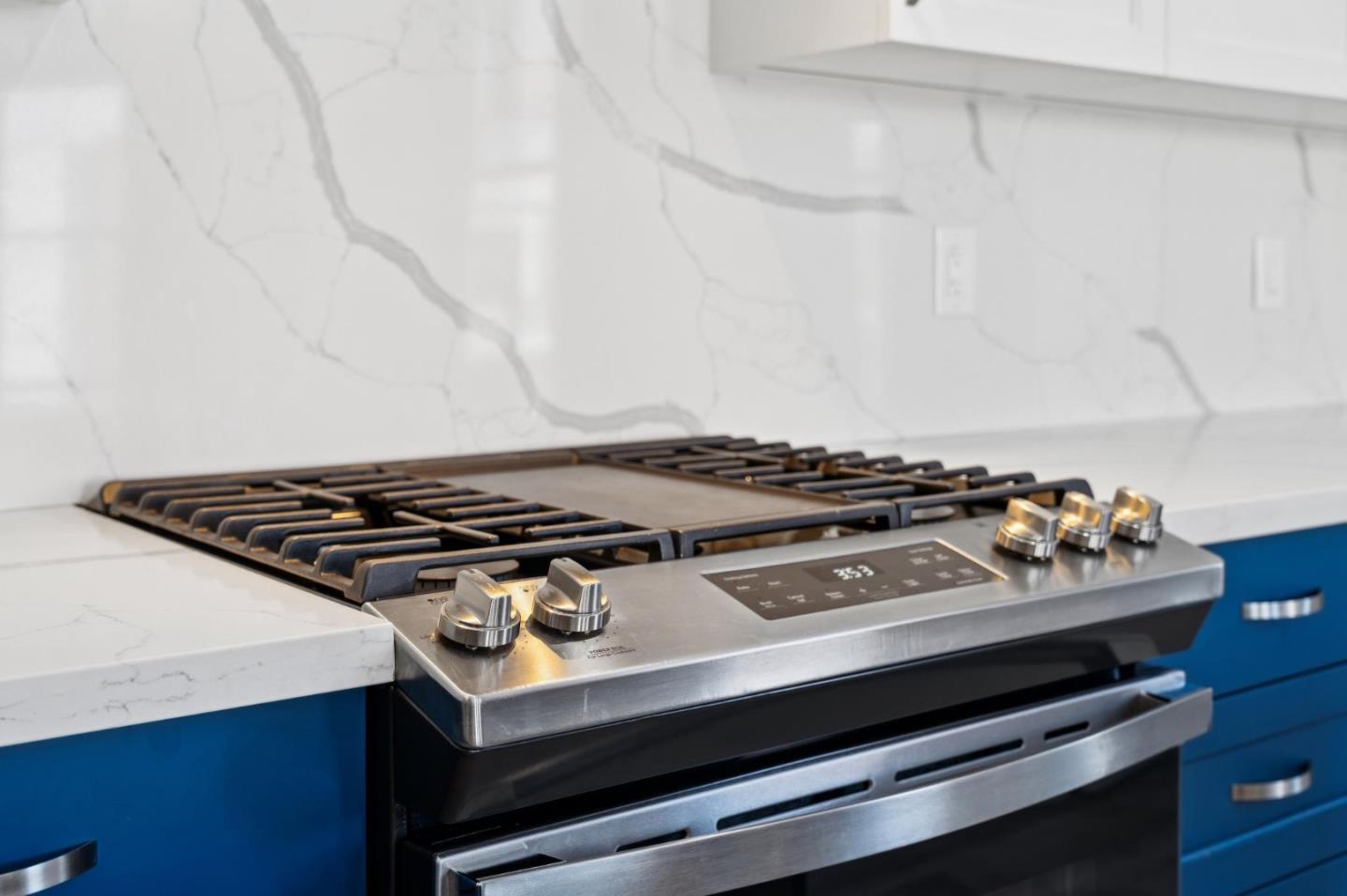 Detail Gallery Image 52 of 117 For 3000-3006 26th St, San Francisco,  CA 94110 - – Beds | – Baths