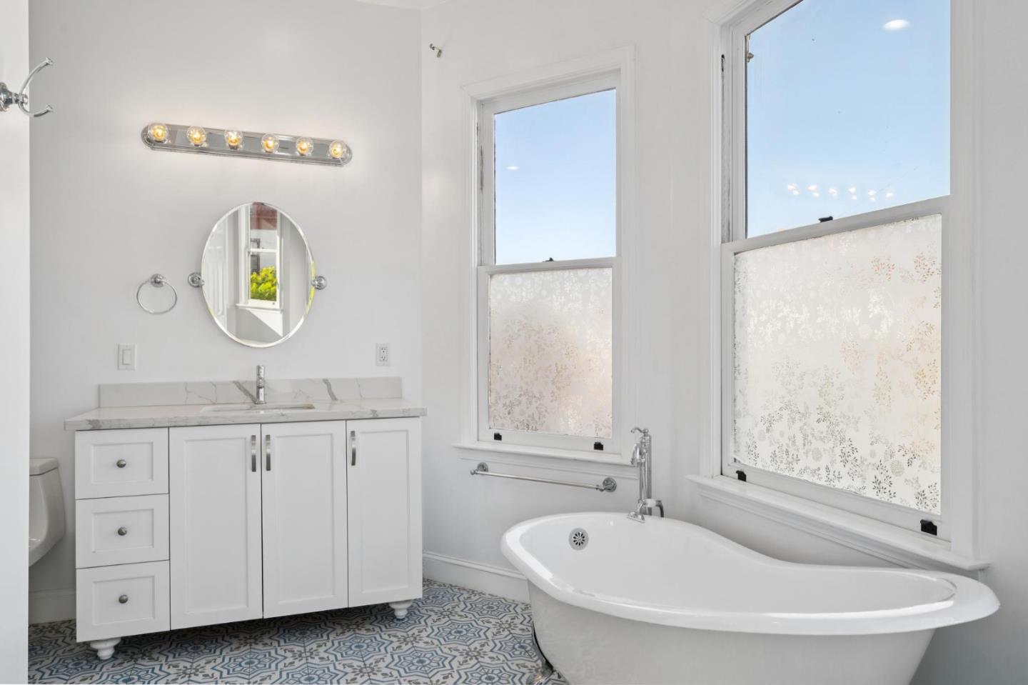 Detail Gallery Image 65 of 117 For 3000-3006 26th St, San Francisco,  CA 94110 - – Beds | – Baths