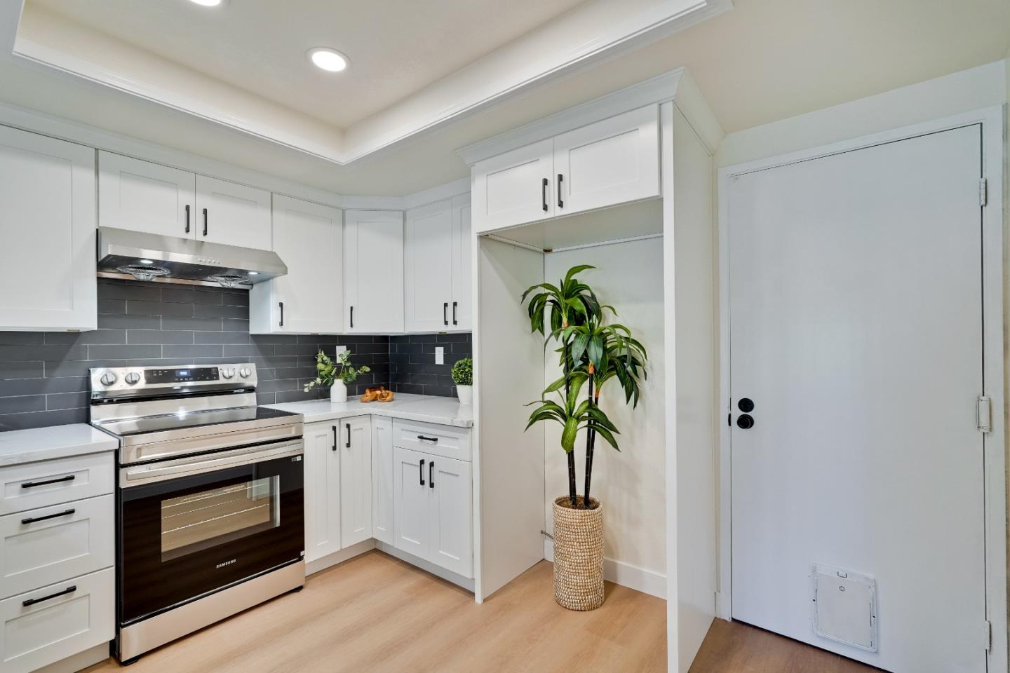 Detail Gallery Image 32 of 85 For 4744 Touchstone Ter, Fremont,  CA 94555 - 3 Beds | 2/1 Baths