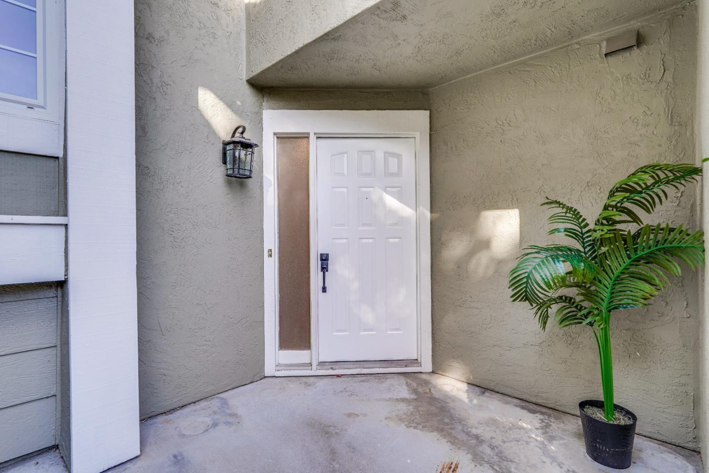 Detail Gallery Image 5 of 85 For 4744 Touchstone Ter, Fremont,  CA 94555 - 3 Beds | 2/1 Baths