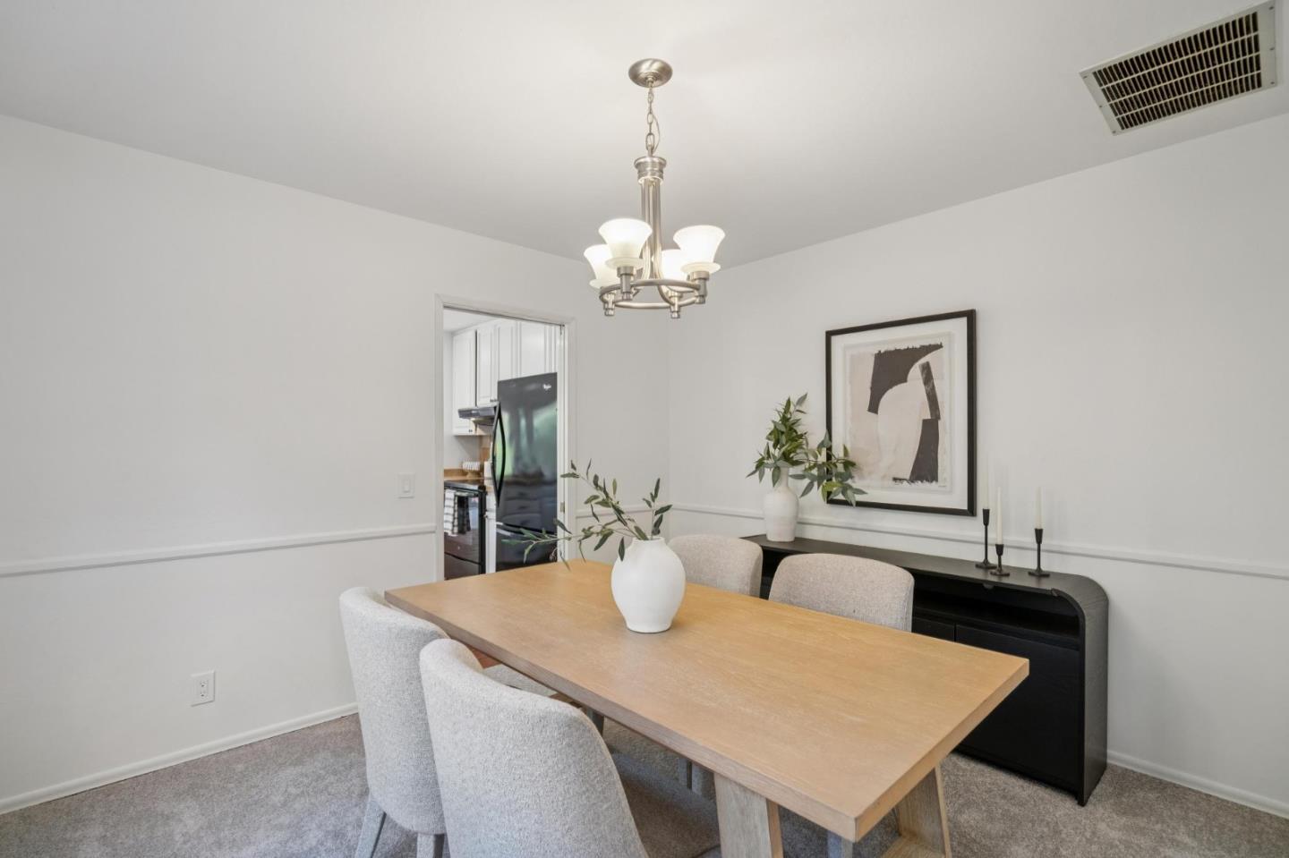 Detail Gallery Image 13 of 47 For 25682 Carmel Knolls Dr, Carmel,  CA 93923 - 4 Beds | 2/2 Baths