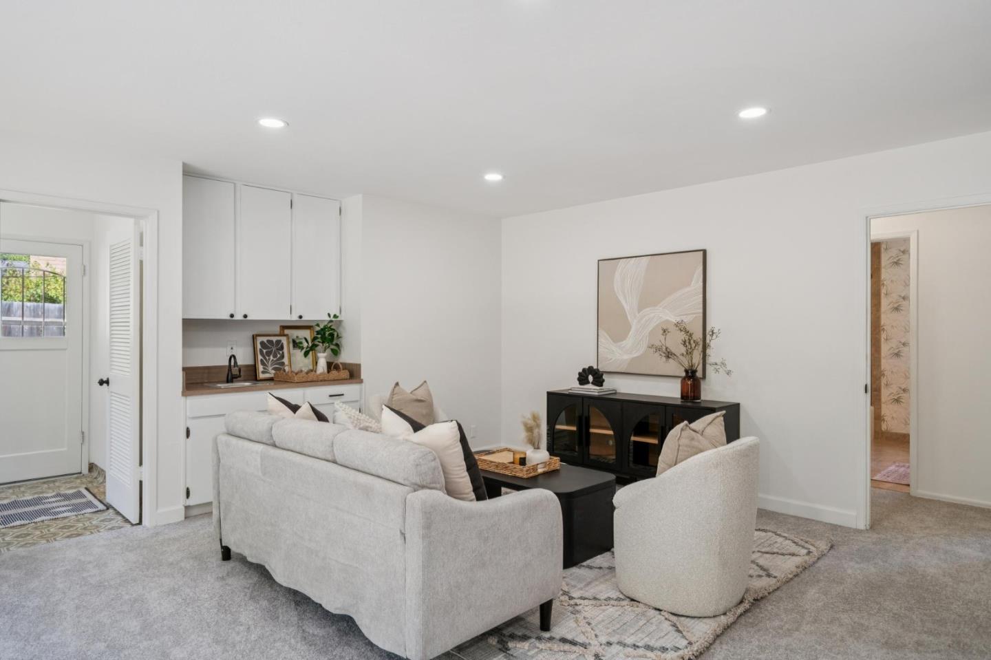 Detail Gallery Image 21 of 47 For 25682 Carmel Knolls Dr, Carmel,  CA 93923 - 4 Beds | 2/2 Baths