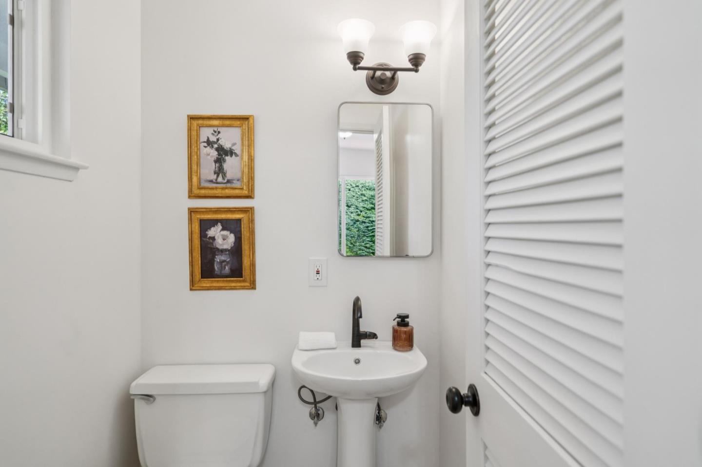 Detail Gallery Image 24 of 47 For 25682 Carmel Knolls Dr, Carmel,  CA 93923 - 4 Beds | 2/2 Baths