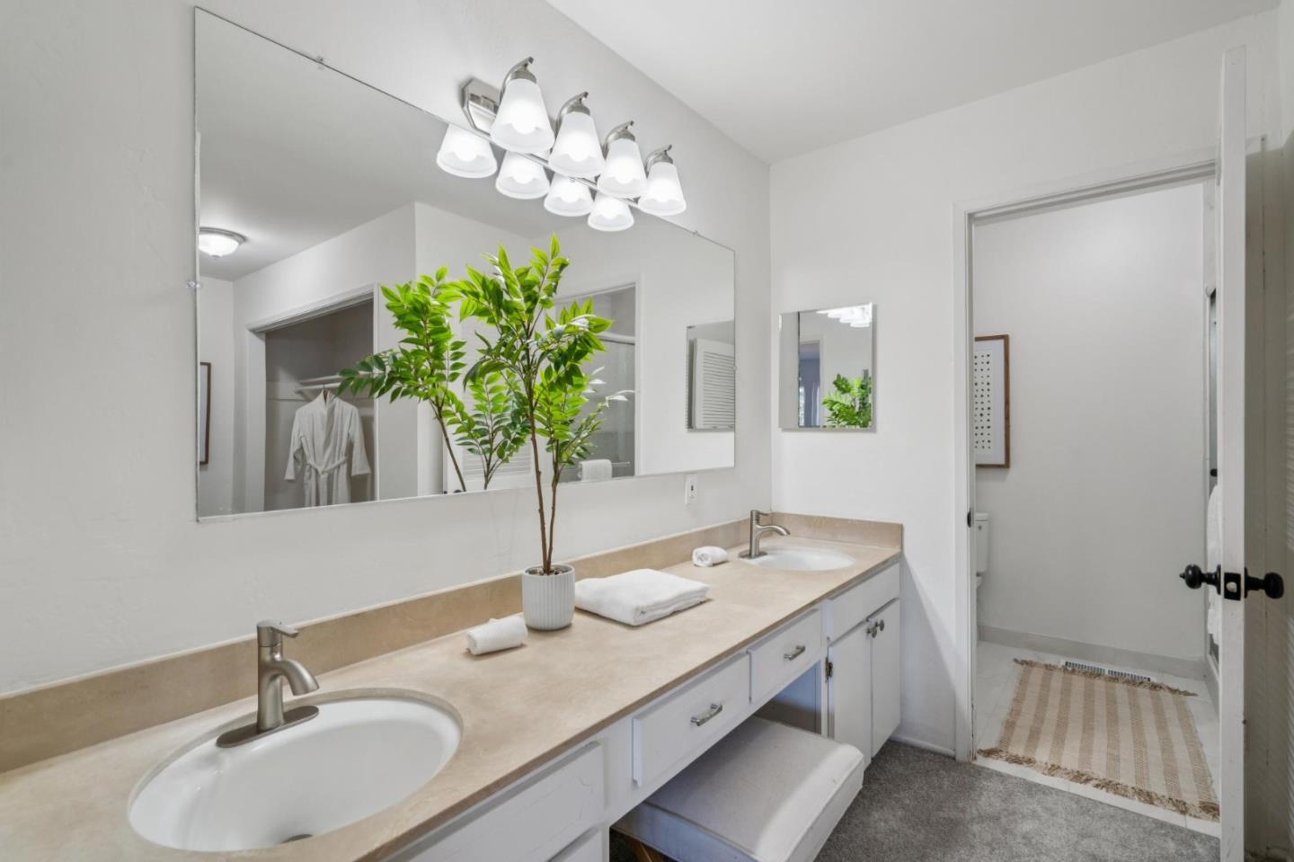 Detail Gallery Image 28 of 47 For 25682 Carmel Knolls Dr, Carmel,  CA 93923 - 4 Beds | 2/2 Baths