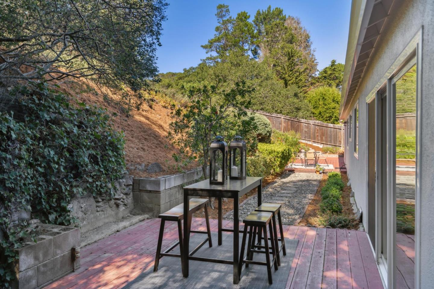 Detail Gallery Image 42 of 47 For 25682 Carmel Knolls Dr, Carmel,  CA 93923 - 4 Beds | 2/2 Baths