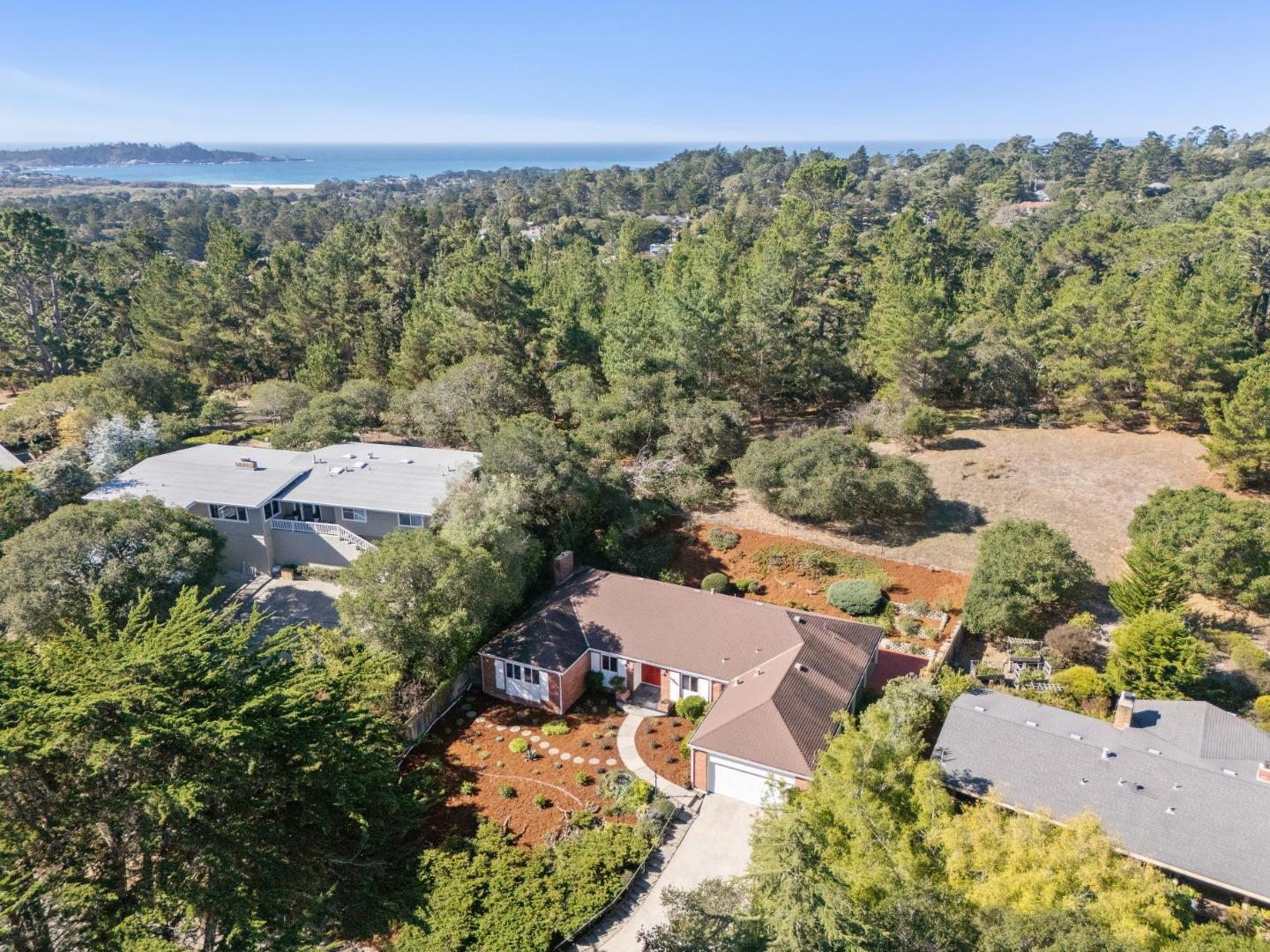 Detail Gallery Image 45 of 47 For 25682 Carmel Knolls Dr, Carmel,  CA 93923 - 4 Beds | 2/2 Baths