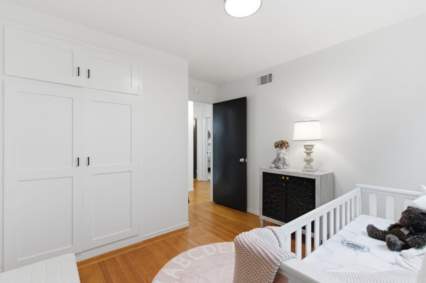 Detail Gallery Image 13 of 45 For 467 Holly Ave, South San Francisco,  CA 94080 - 3 Beds | 2 Baths