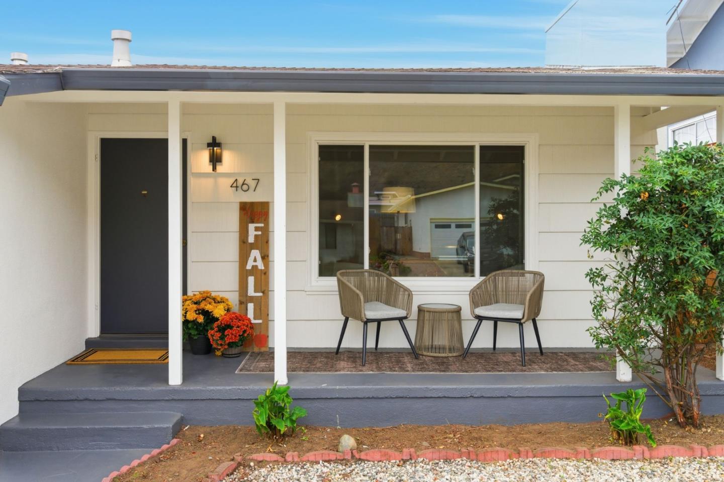 Detail Gallery Image 2 of 45 For 467 Holly Ave, South San Francisco,  CA 94080 - 3 Beds | 2 Baths