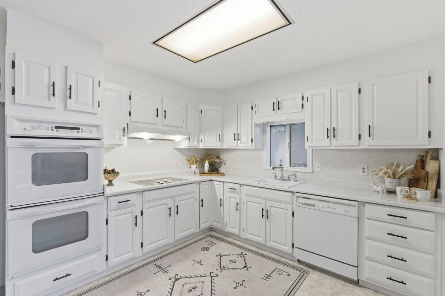 Detail Gallery Image 9 of 45 For 467 Holly Ave, South San Francisco,  CA 94080 - 3 Beds | 2 Baths