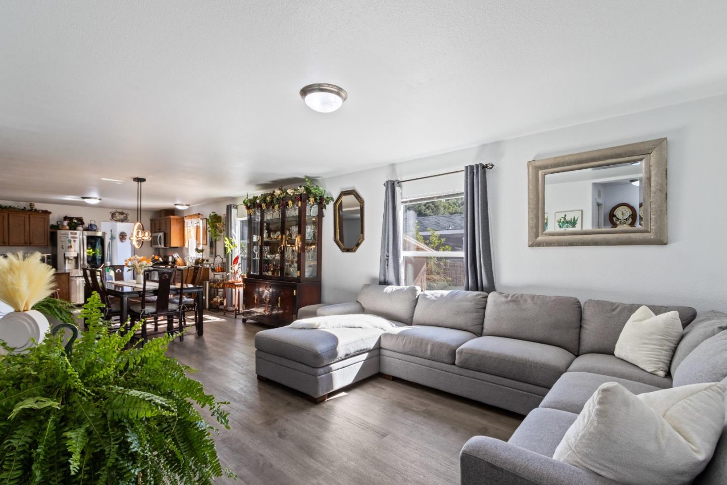 Detail Gallery Image 3 of 71 For 37200 Nason Rd #18,  Carmel Valley,  CA 93924 - 4 Beds | 2 Baths