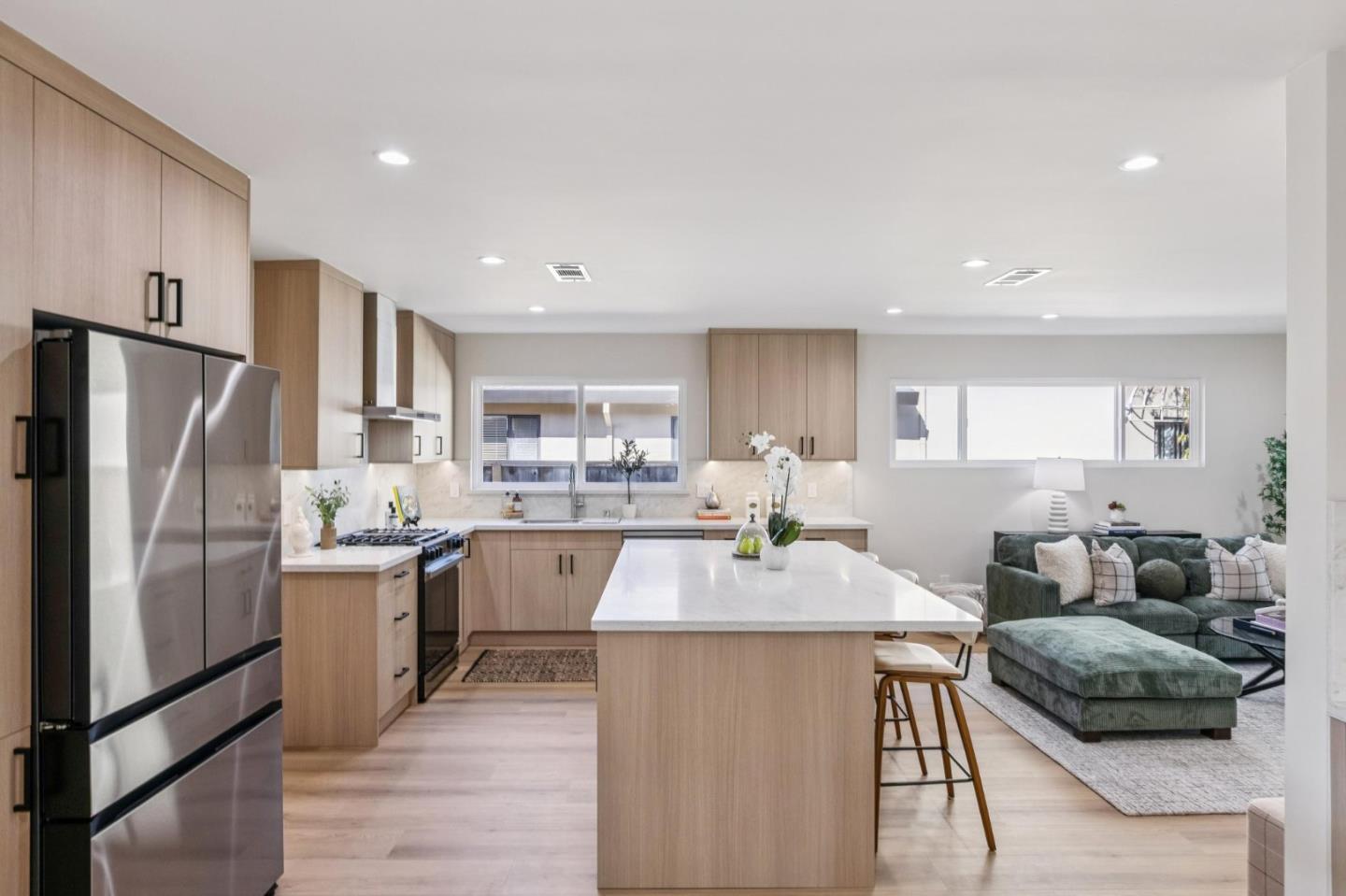 Detail Gallery Image 27 of 76 For 2009 Trinity St, San Mateo,  CA 94403 - 3 Beds | 2 Baths