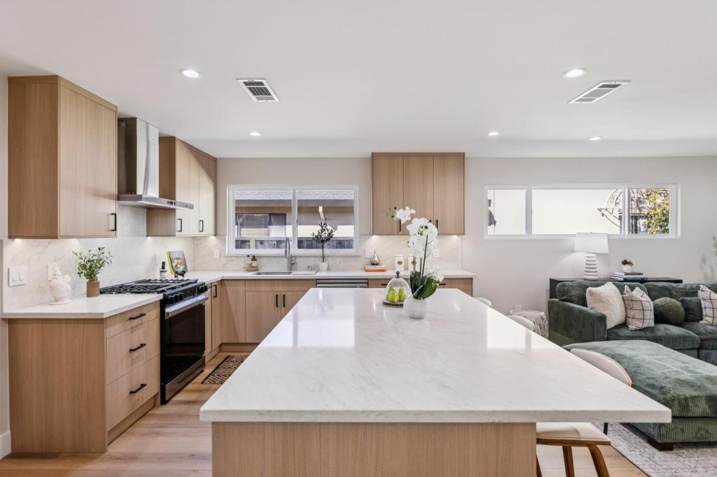 Detail Gallery Image 28 of 76 For 2009 Trinity St, San Mateo,  CA 94403 - 3 Beds | 2 Baths