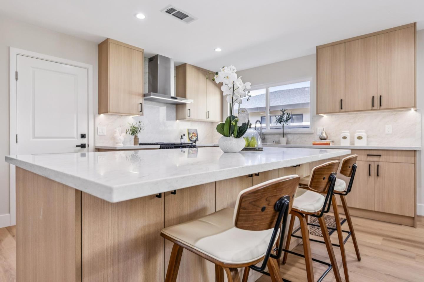 Detail Gallery Image 32 of 76 For 2009 Trinity St, San Mateo,  CA 94403 - 3 Beds | 2 Baths