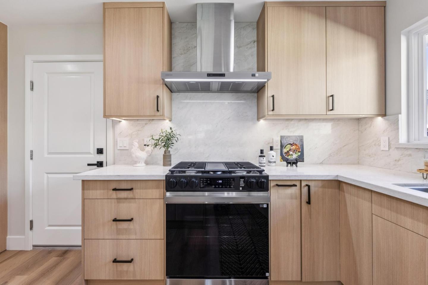 Detail Gallery Image 39 of 76 For 2009 Trinity St, San Mateo,  CA 94403 - 3 Beds | 2 Baths