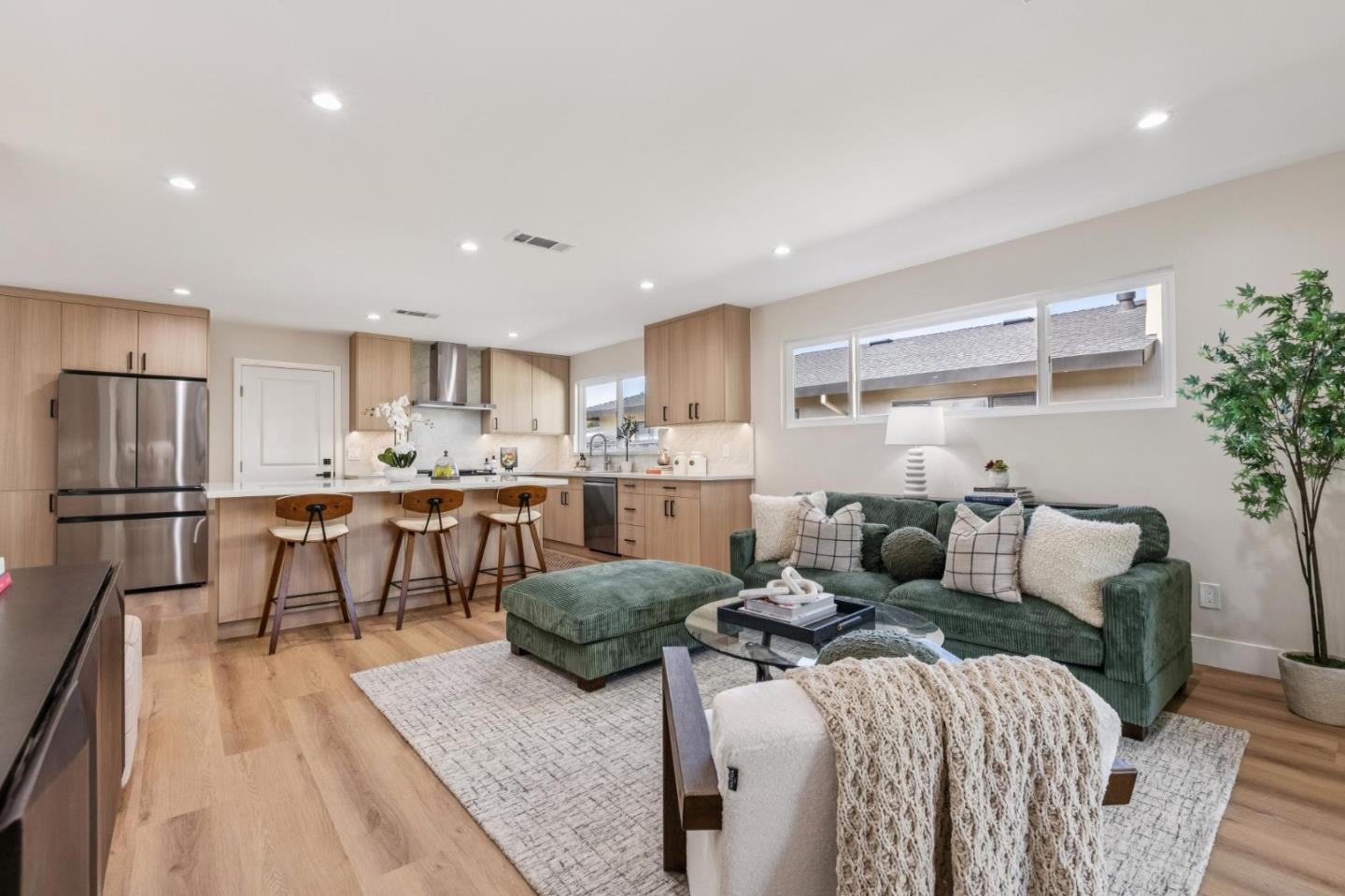 Detail Gallery Image 44 of 76 For 2009 Trinity St, San Mateo,  CA 94403 - 3 Beds | 2 Baths