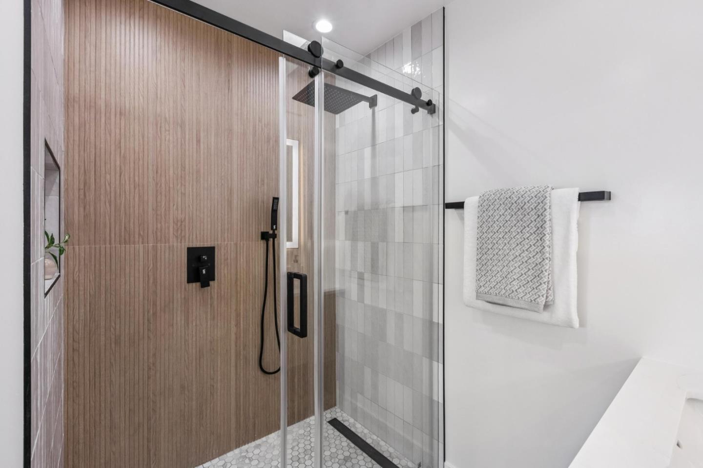 Detail Gallery Image 52 of 76 For 2009 Trinity St, San Mateo,  CA 94403 - 3 Beds | 2 Baths